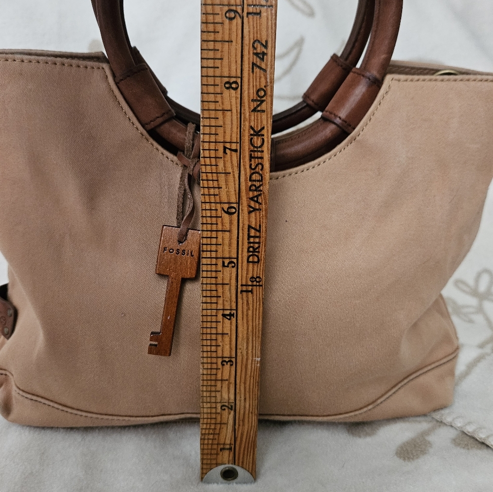 Fossil Tan Shoulder Bag with Brown Handles - Picture 10 of 16